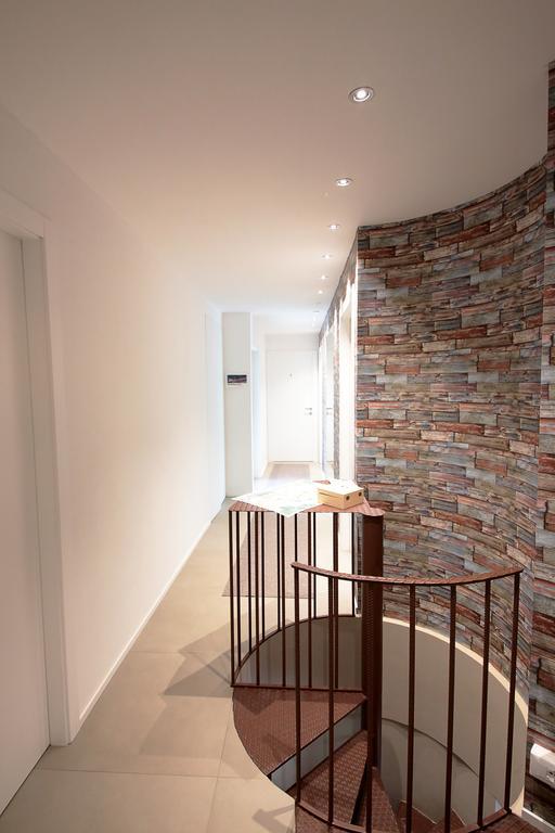 Affittacamere Smile Accomodation Аоста Екстер'єр фото