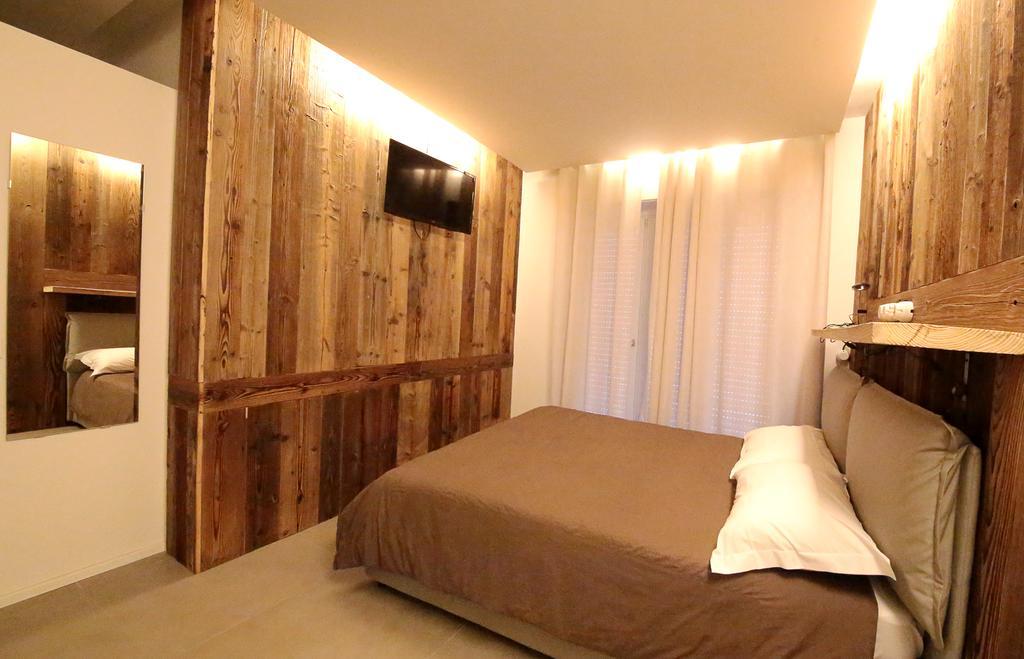 Affittacamere Smile Accomodation Аоста Екстер'єр фото