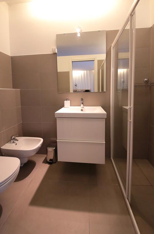 Affittacamere Smile Accomodation Аоста Екстер'єр фото